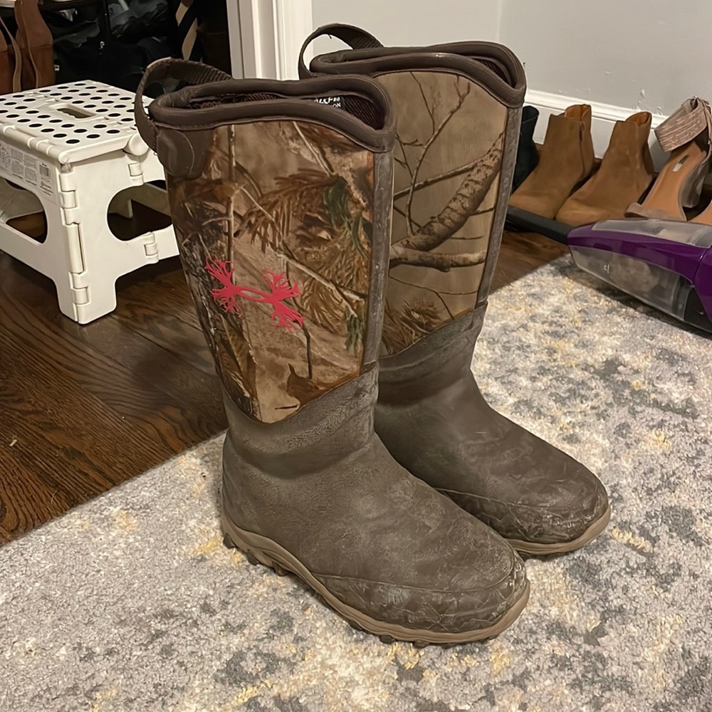 Womens under armor 800 gram insulation real tree boots